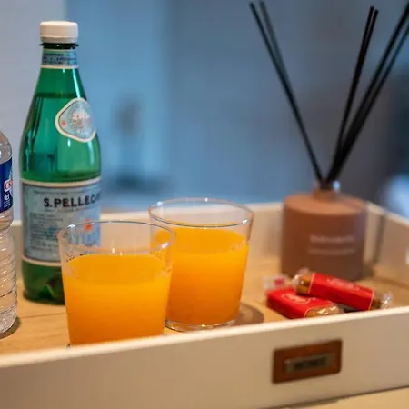 Apartment L'haussmannien, Hyper Centre 2 Min A Pied *